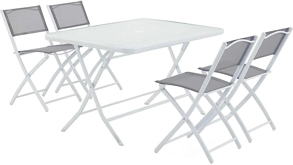 Ensemble table de jardin et 4 chaises pliantes de 130 cm dans un jardin