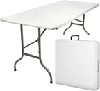 Table de réception pliante de 180 cm avec plateau PEHD dressée pour un événement