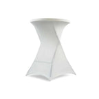 Table haute pliante avec housse blanche installée pour une réception